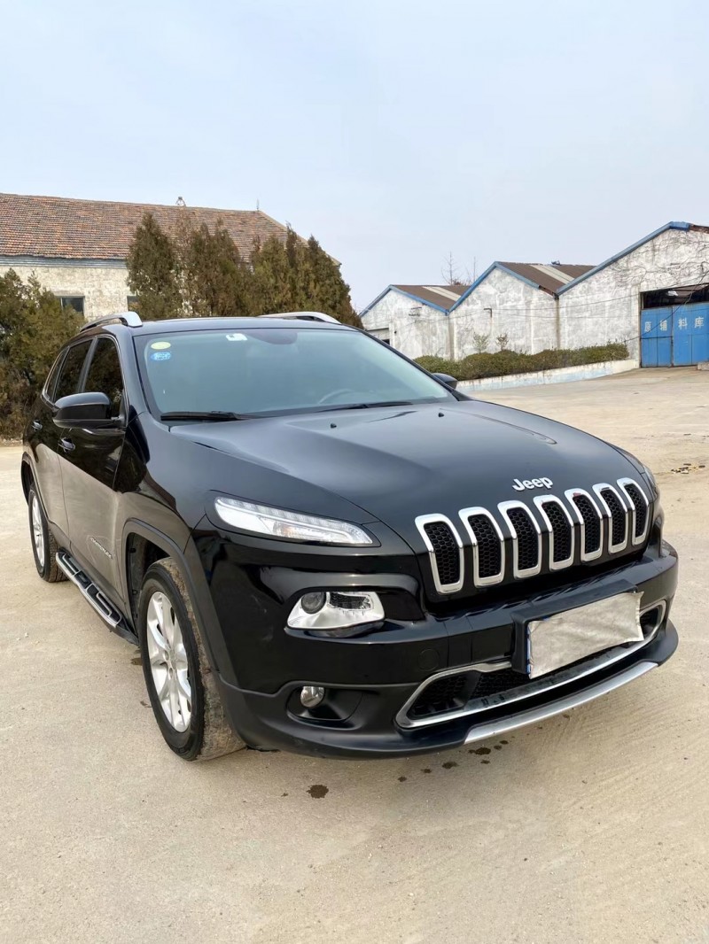 臨沂18年Jeep自由光2