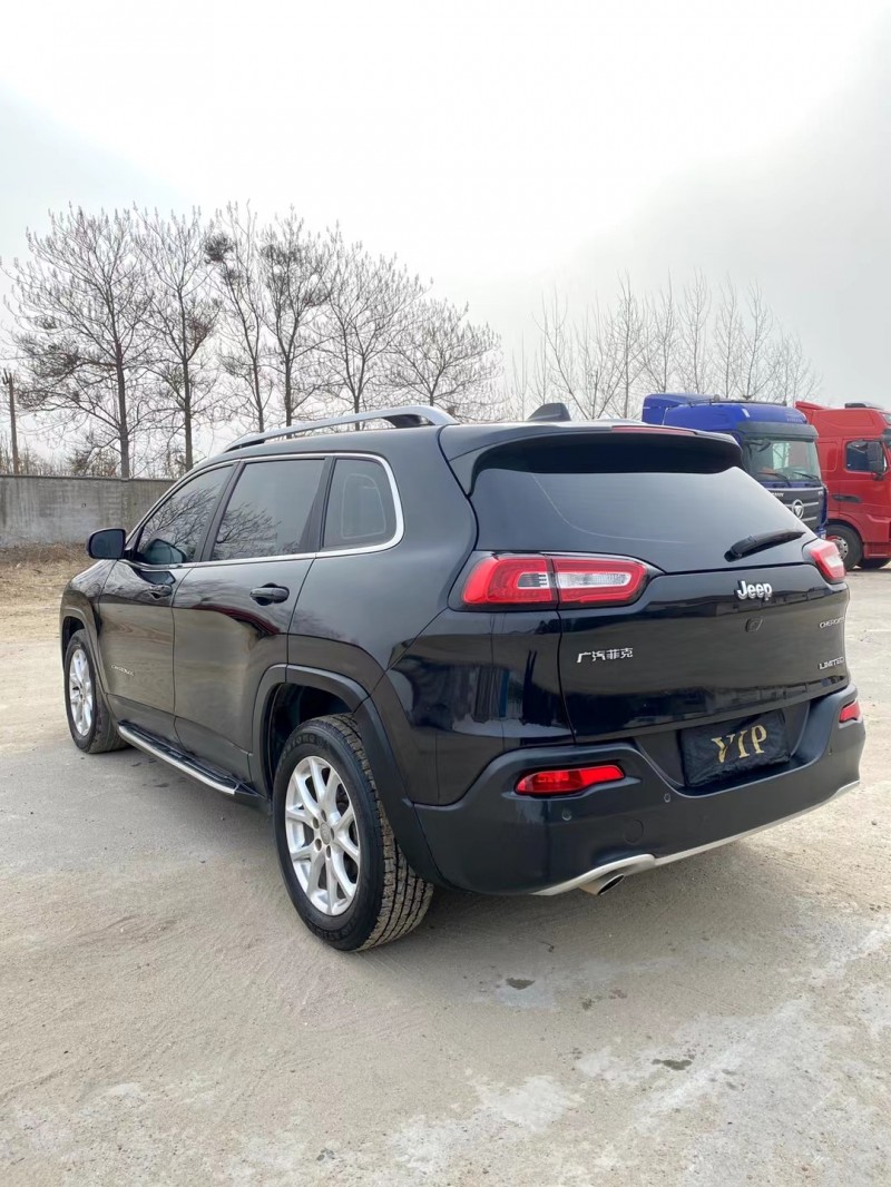 臨沂18年Jeep自由光9