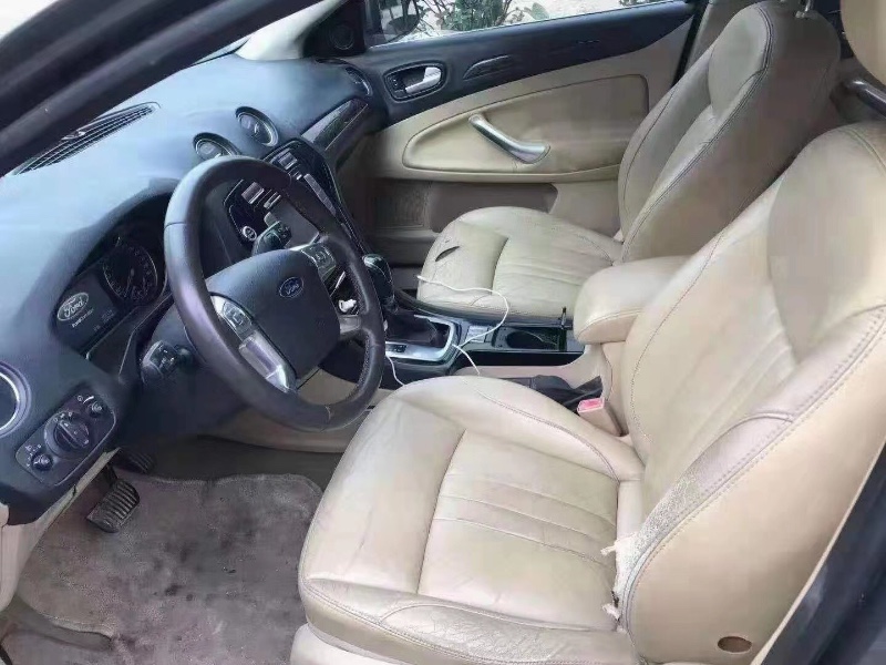 宜春11年福特蒙迪欧-致胜7