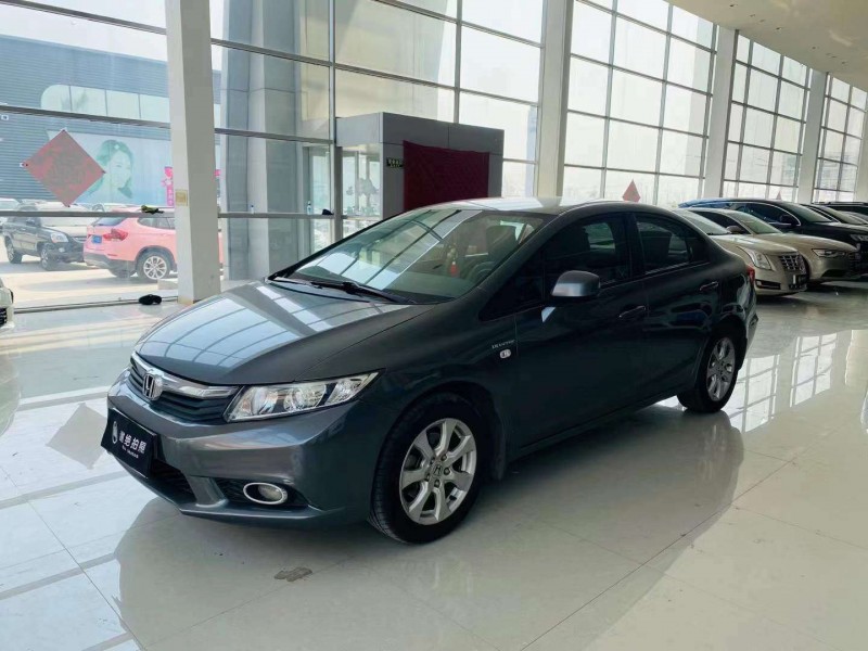 邢台13年本田思域3