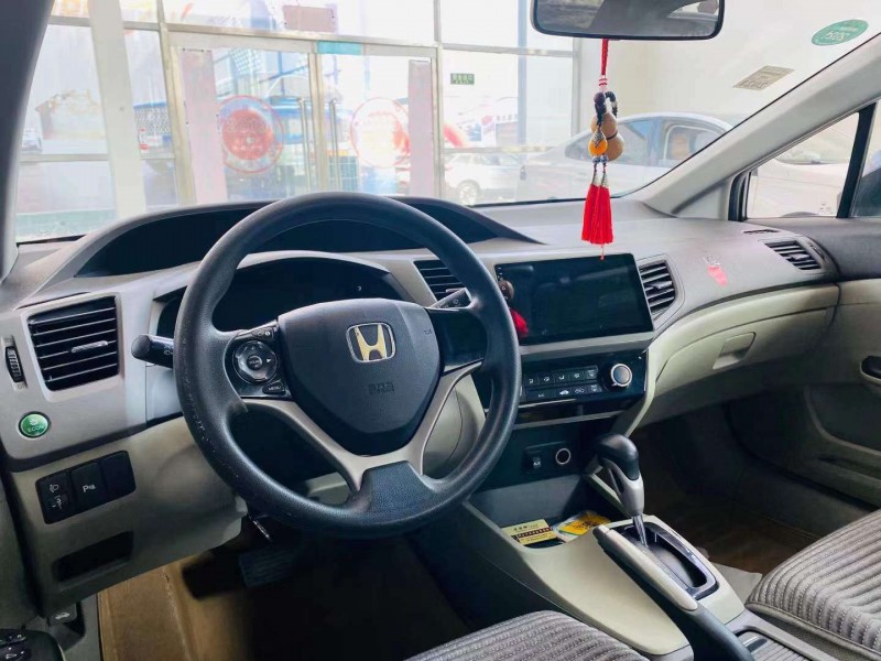 邢台13年本田思域6