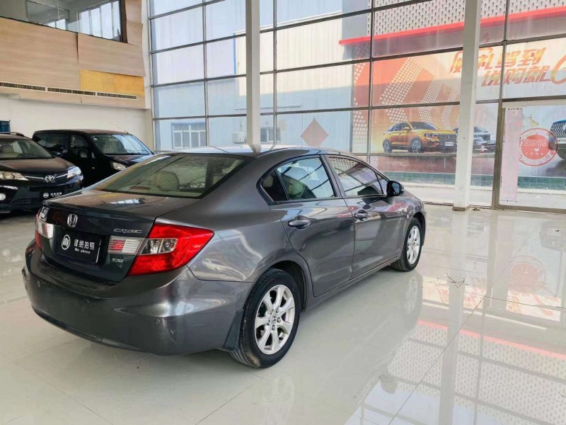 邢台13年本田思域8