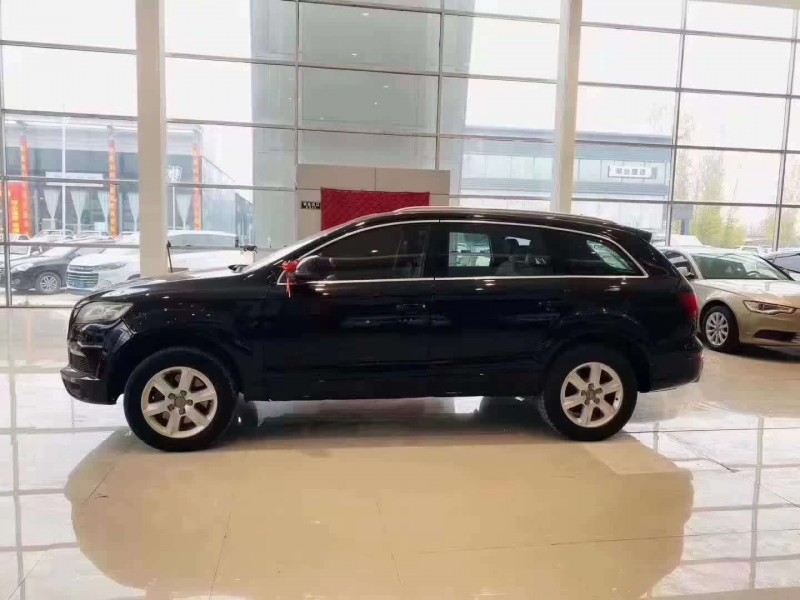 邢台13年奥迪Q73