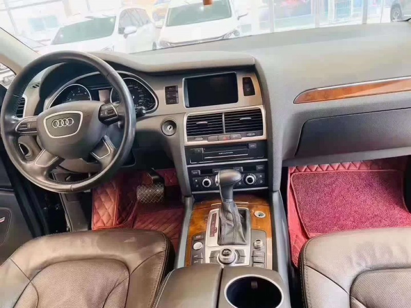 邢台13年奥迪Q77