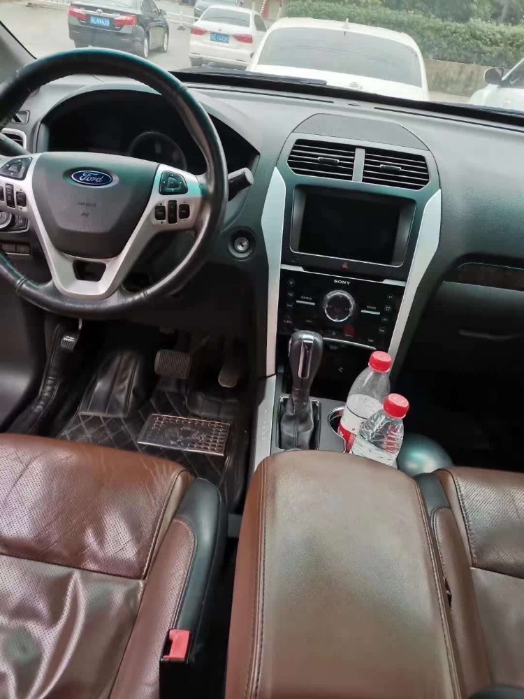 徐州15年福特探险者4