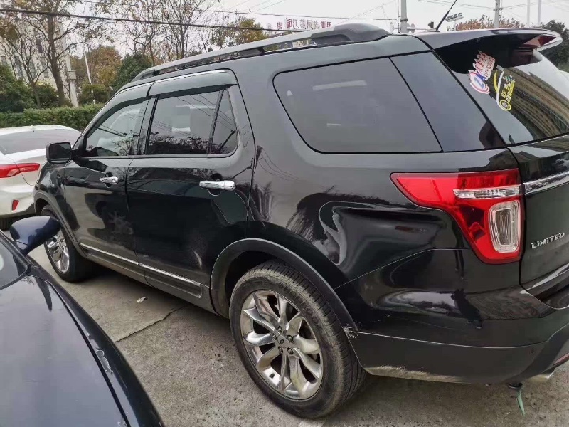 徐州15年福特探险者5