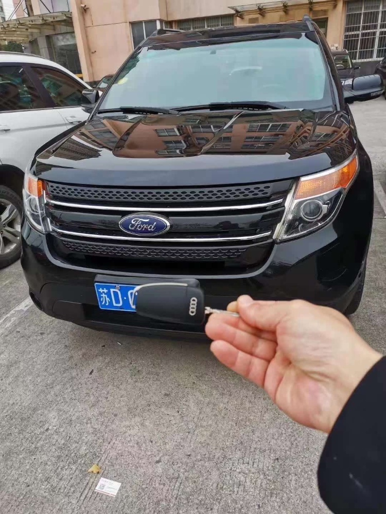 徐州15年福特探险者1