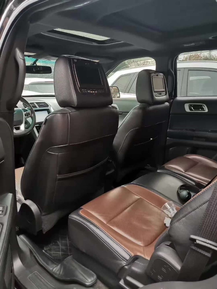 徐州15年福特探险者3