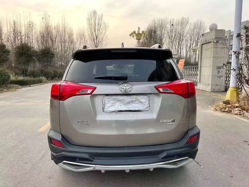 烟台15年丰田RAV4荣放9