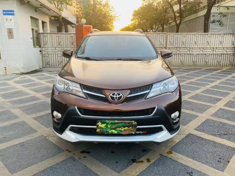 东莞14年丰田RAV4荣放4