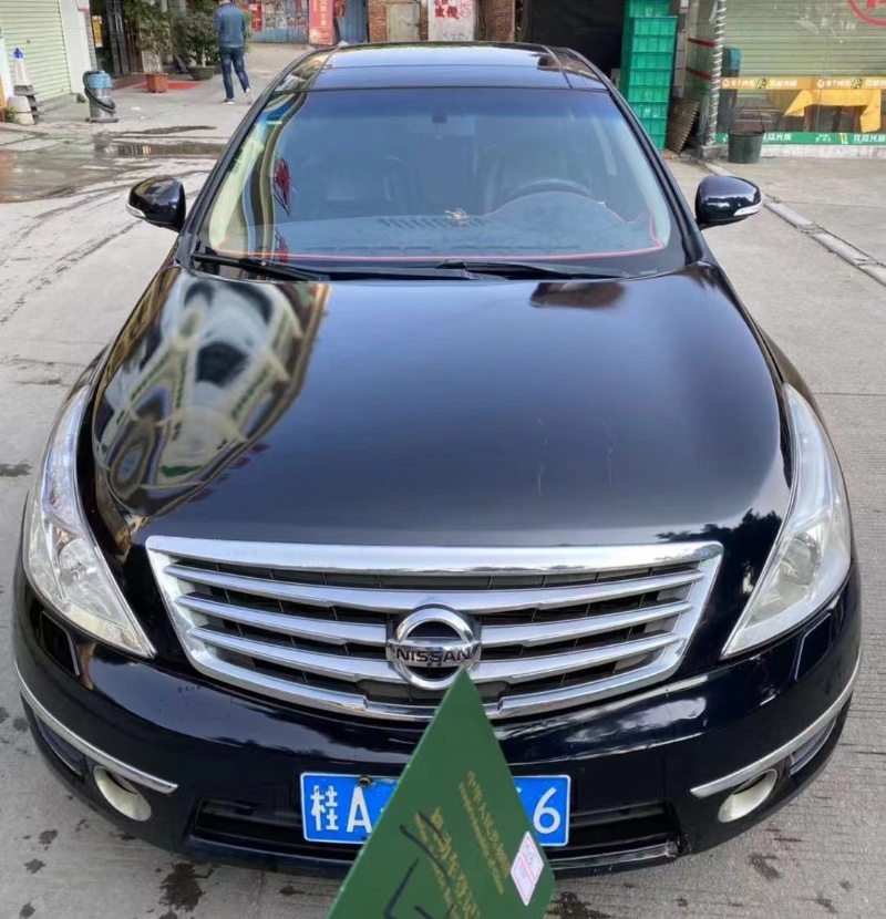 广州10年日产天籁1