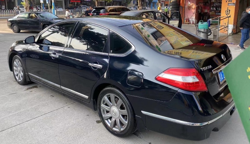 广州10年日产天籁7