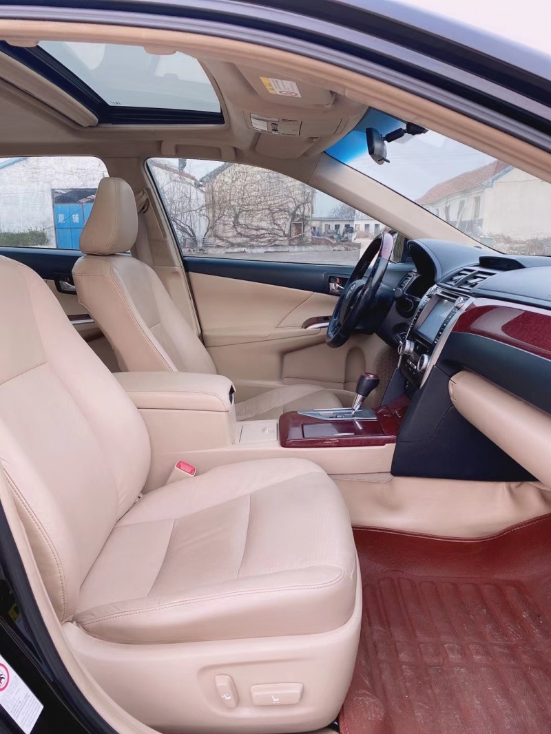 临沂13年丰田凯美瑞4