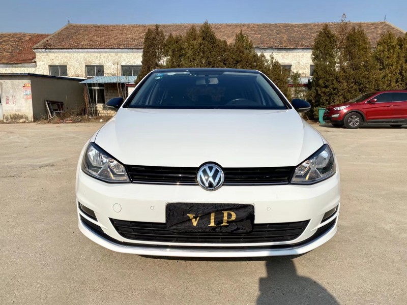 临沂17年大众高尔夫1