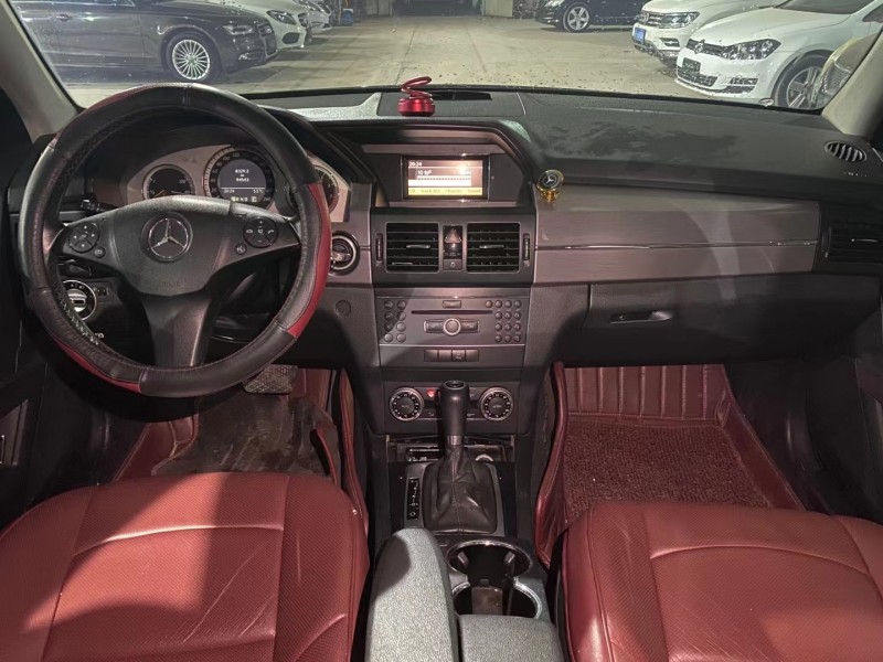 临沂11年奔驰GLK5