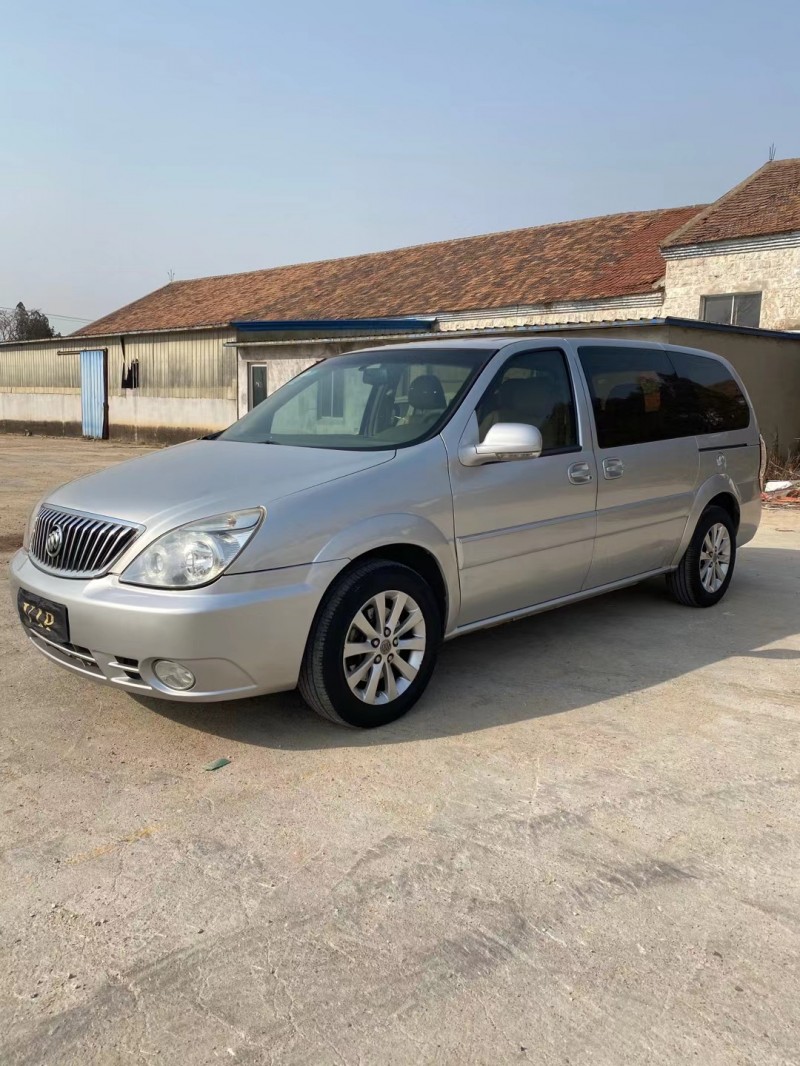 临沂12年别克GL83