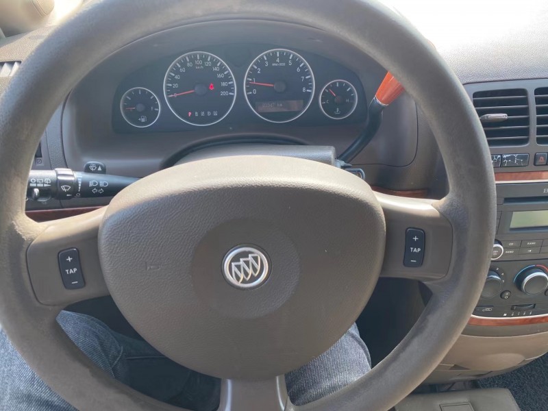 临沂12年别克GL87