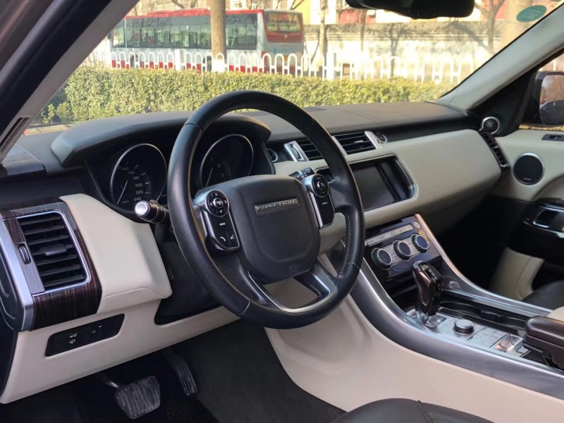 北京14年路虎揽胜运动3