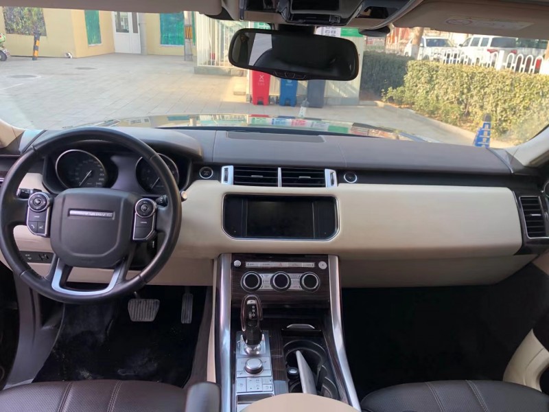 北京14年路虎揽胜运动2