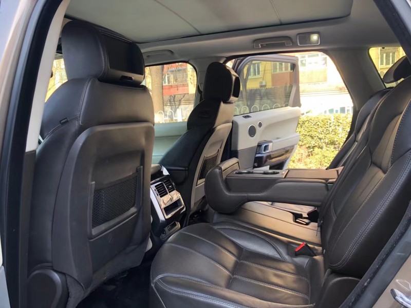 北京14年路虎揽胜运动1