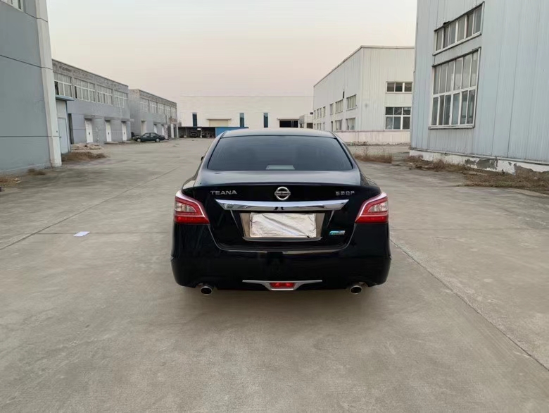 徐州14年日产天籁4