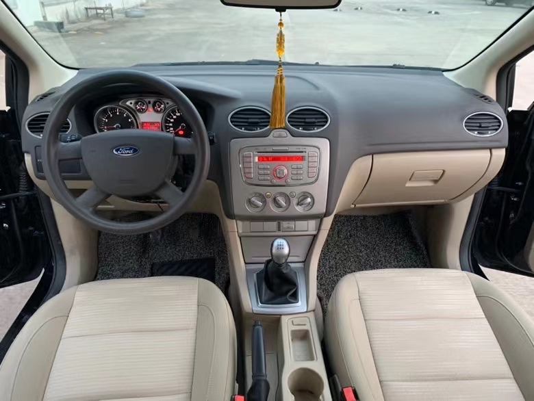 徐州15年福特福克斯7