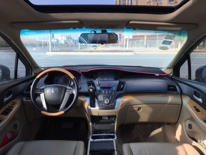 广州11年本田奥德赛2