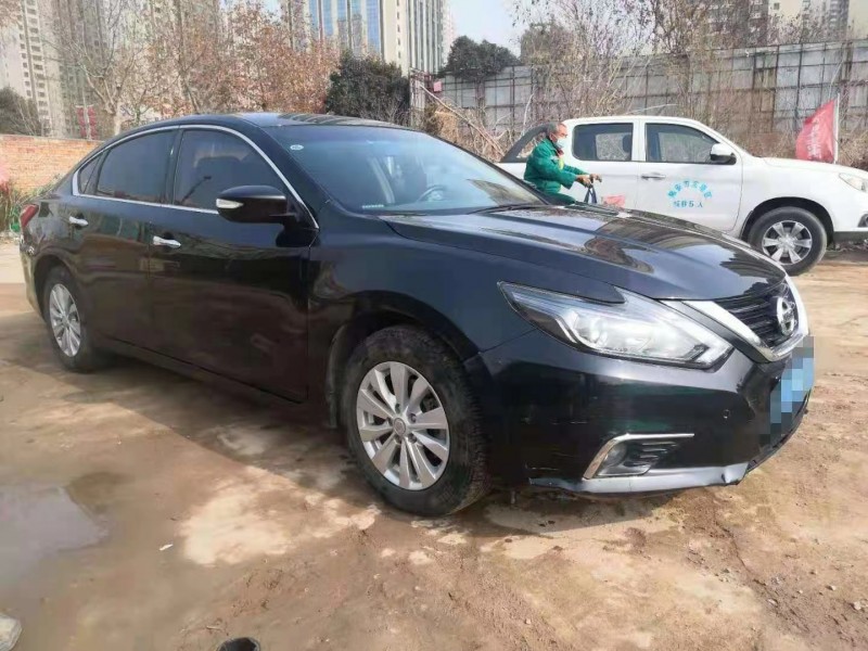 西安17年日產天籟2