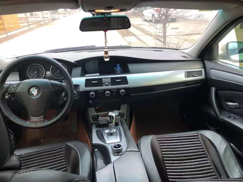 济南09年宝马5系3