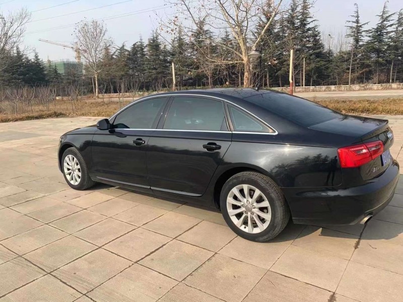 泰安12年奥迪A6L7