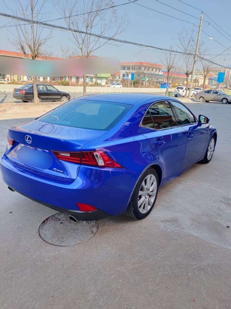 临沂13年雷克萨斯IS3