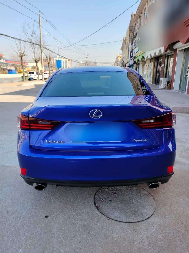 临沂13年雷克萨斯IS1