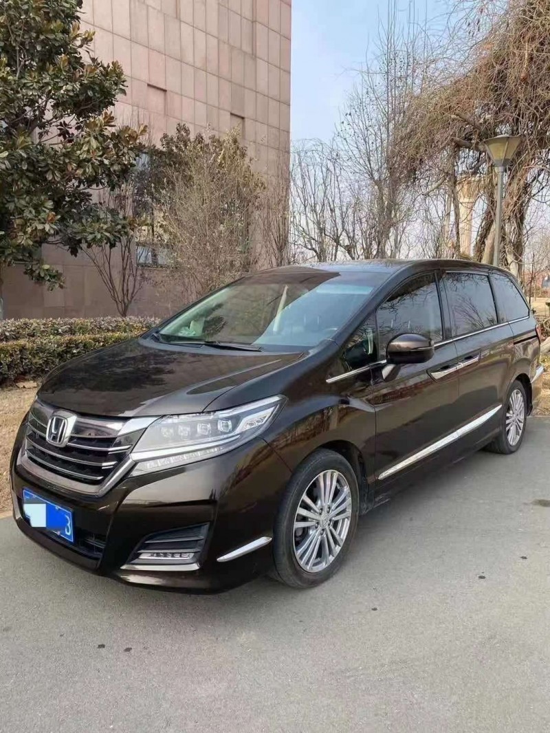 潍坊17年本田艾力绅2