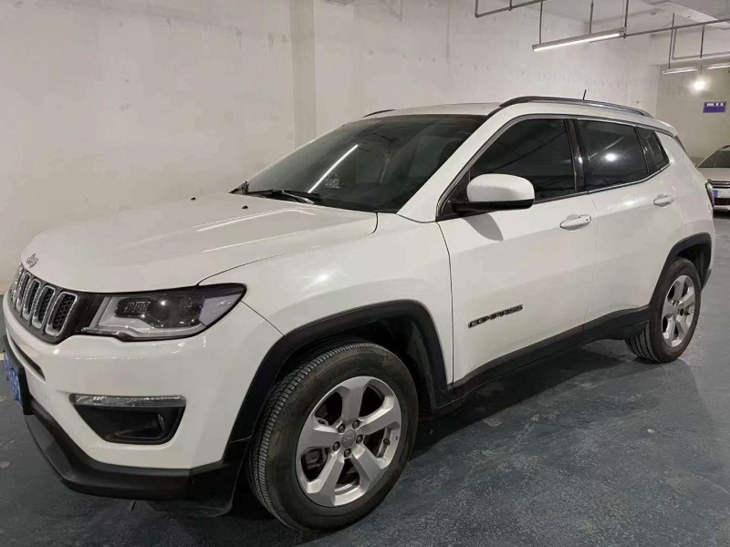 重慶18年Jeep指南者3