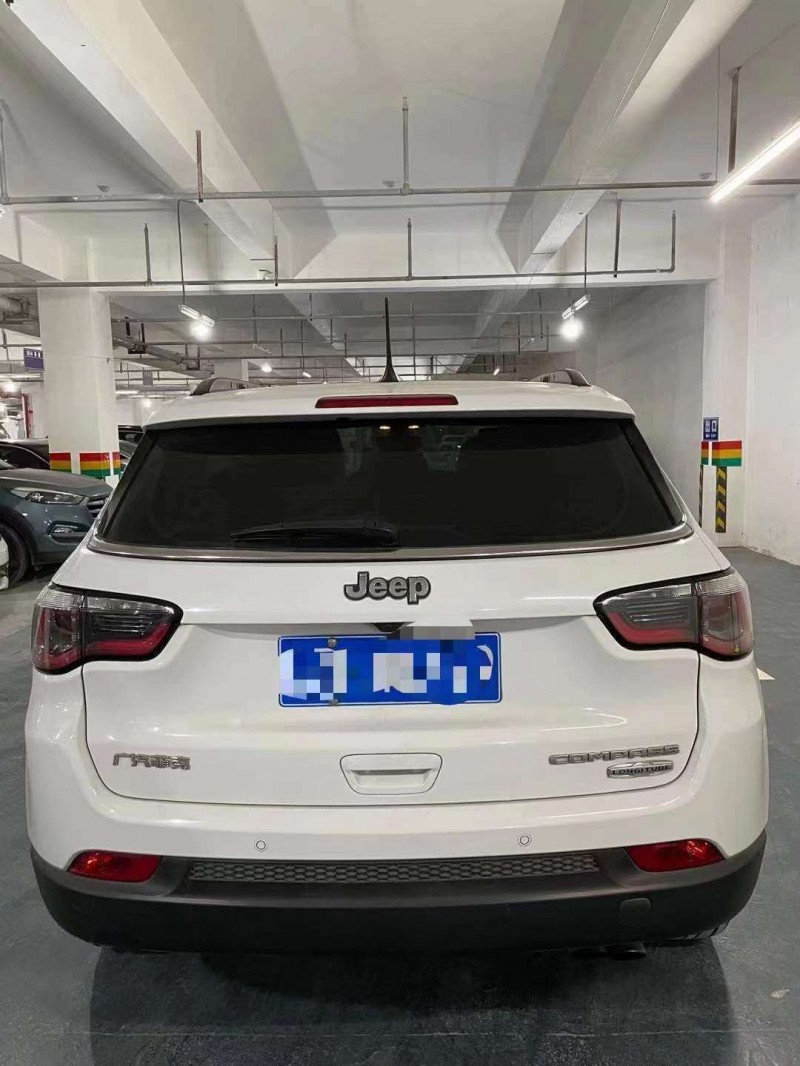 重慶18年Jeep指南者7