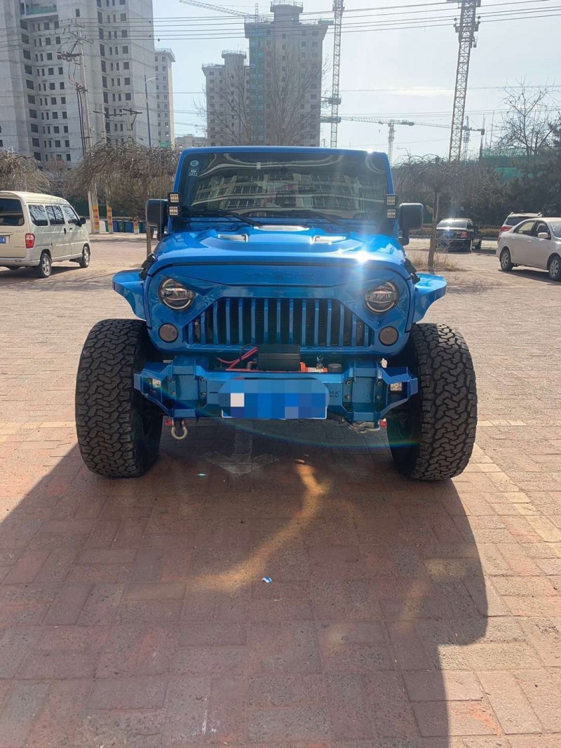 承德16年Jeep牧馬人1