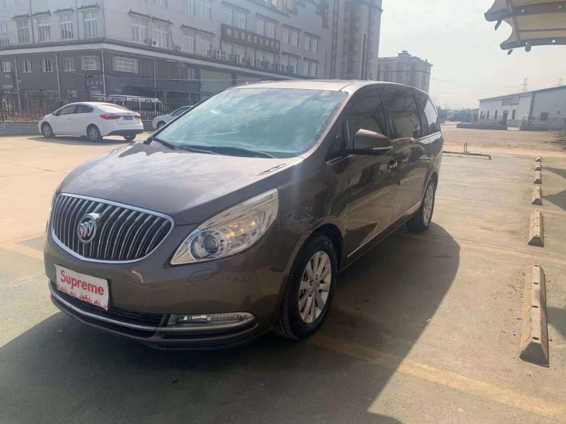 徐州17年别克GL82