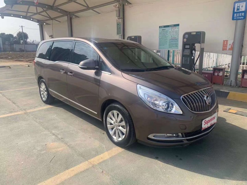 徐州17年别克GL83