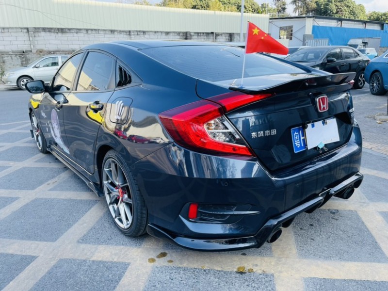 东莞18年本田思域8