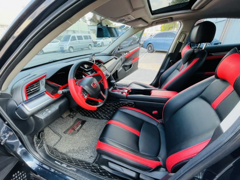 东莞18年本田思域3