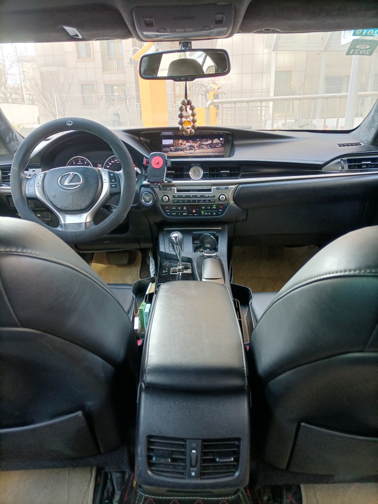 烟台13年雷克萨斯ES5