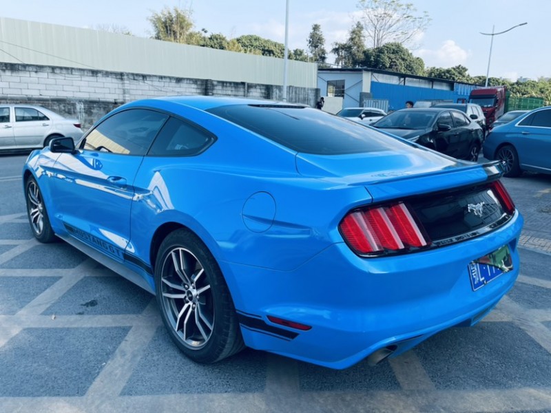 东莞17年福特野马5