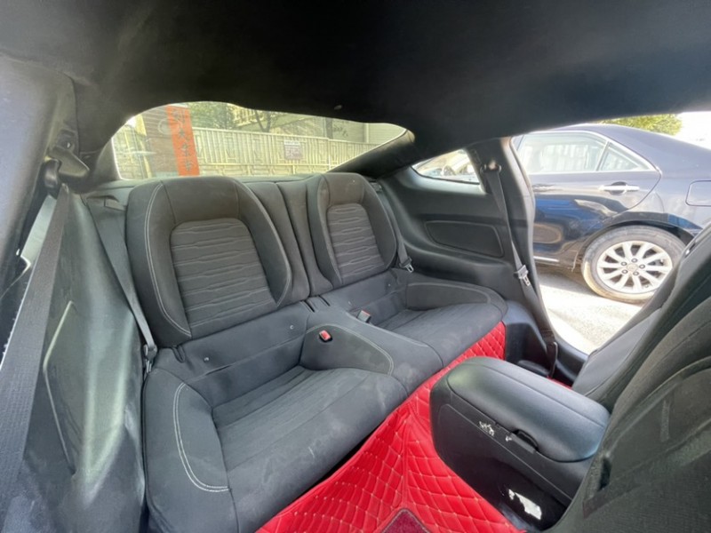 东莞17年福特野马1