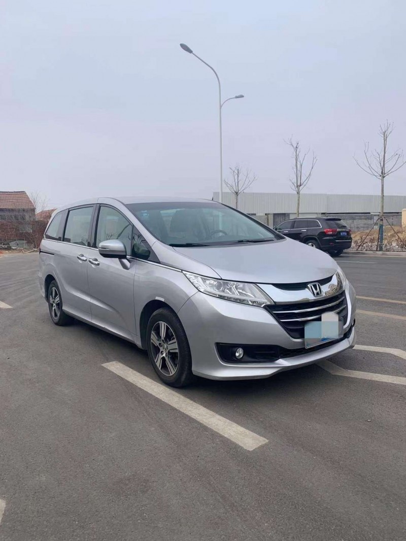 青岛16年本田奥德赛2