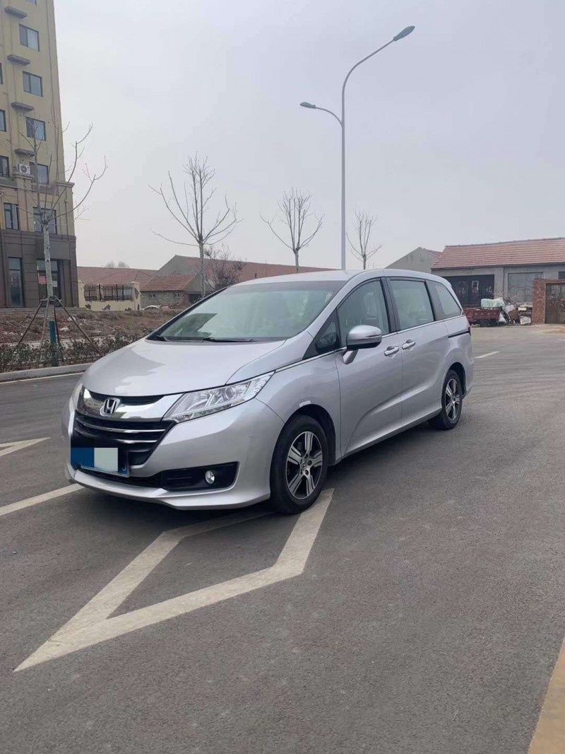 青岛16年本田奥德赛3