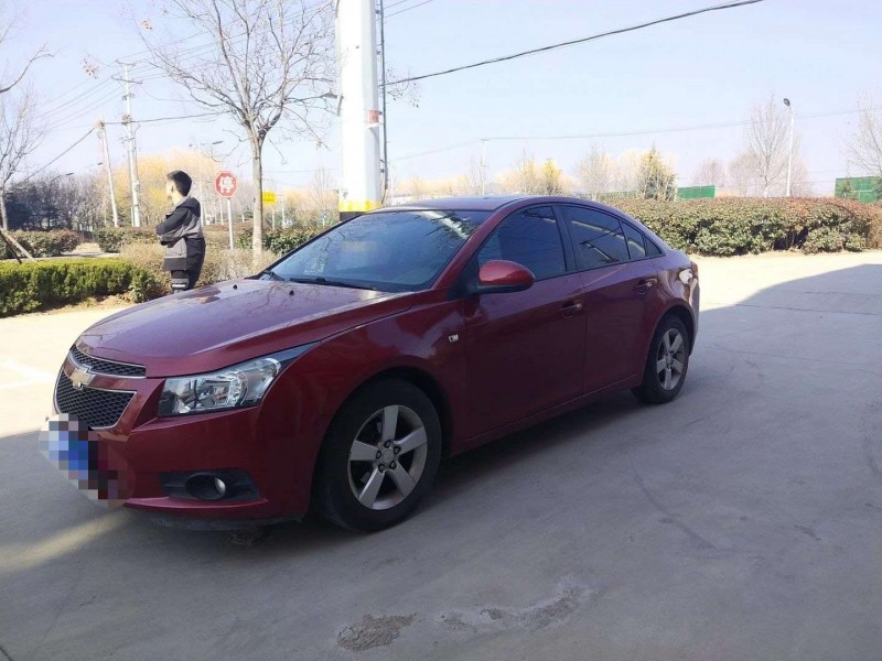 临沂10年雪佛兰科鲁兹2