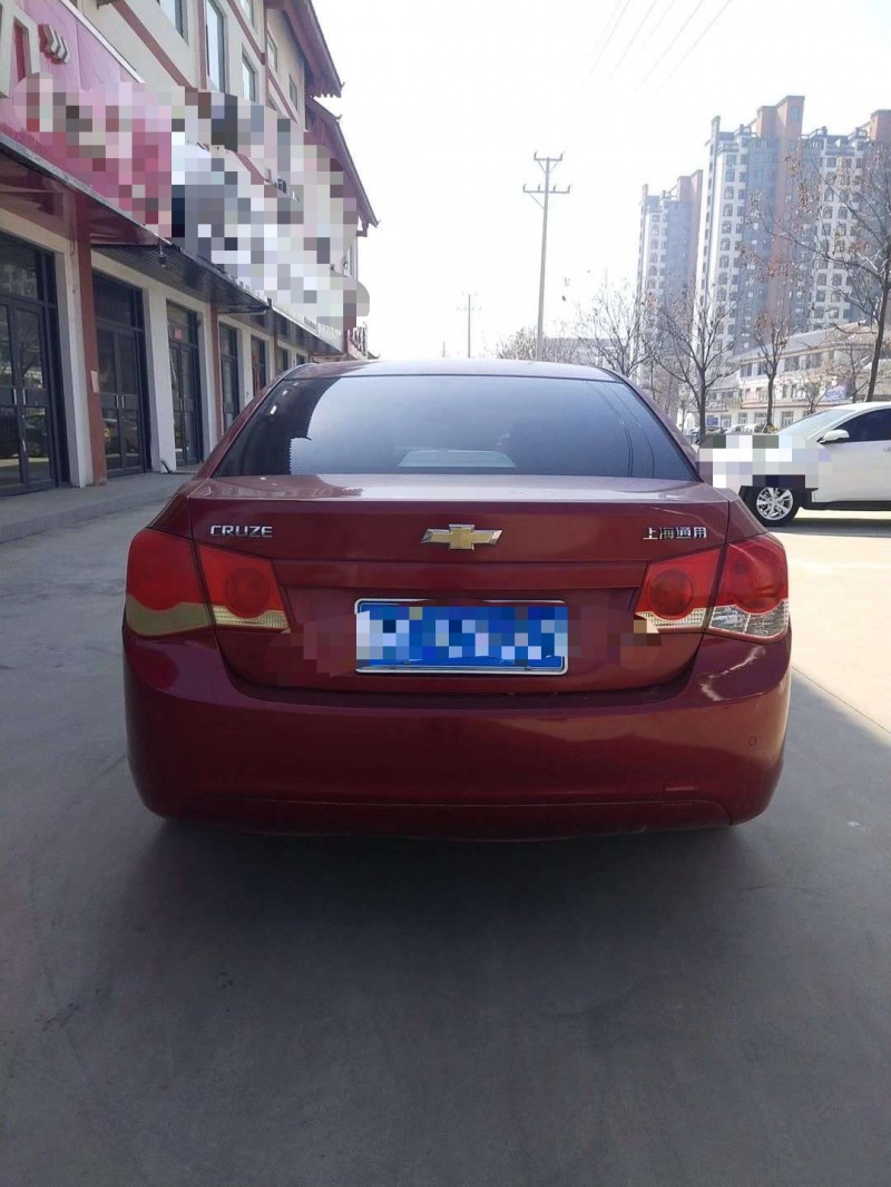 临沂10年雪佛兰科鲁兹9