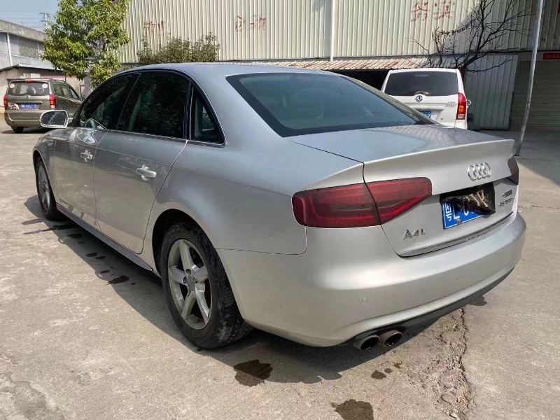 广州14年奥迪A4L7