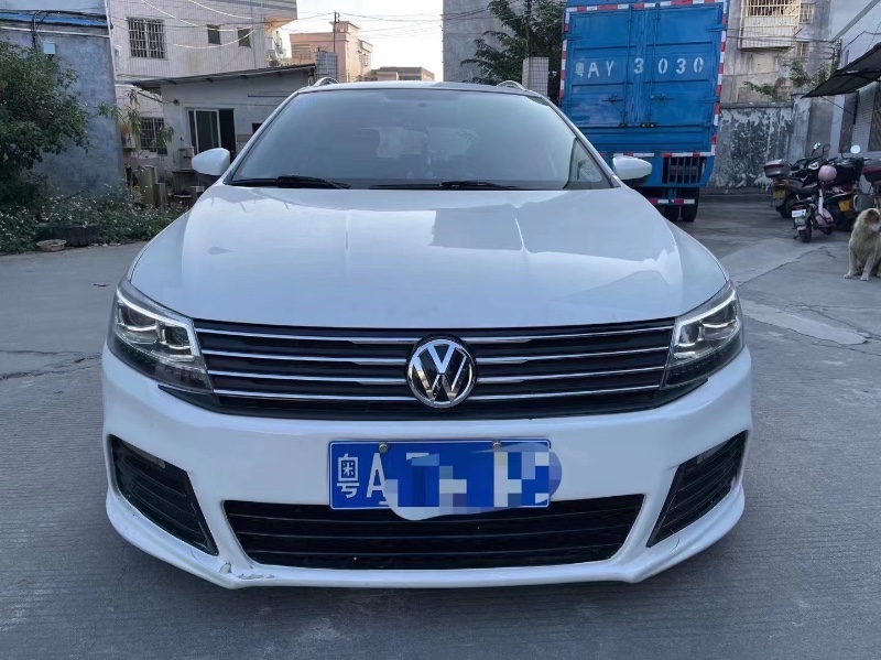 广州16年大众朗行1