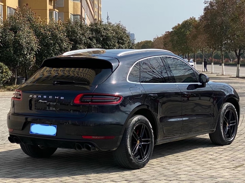 商丘14年保時捷Macan5